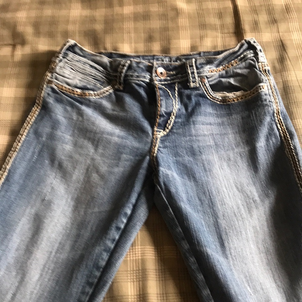 Cowgirl Tuff jeans 29w x 33L